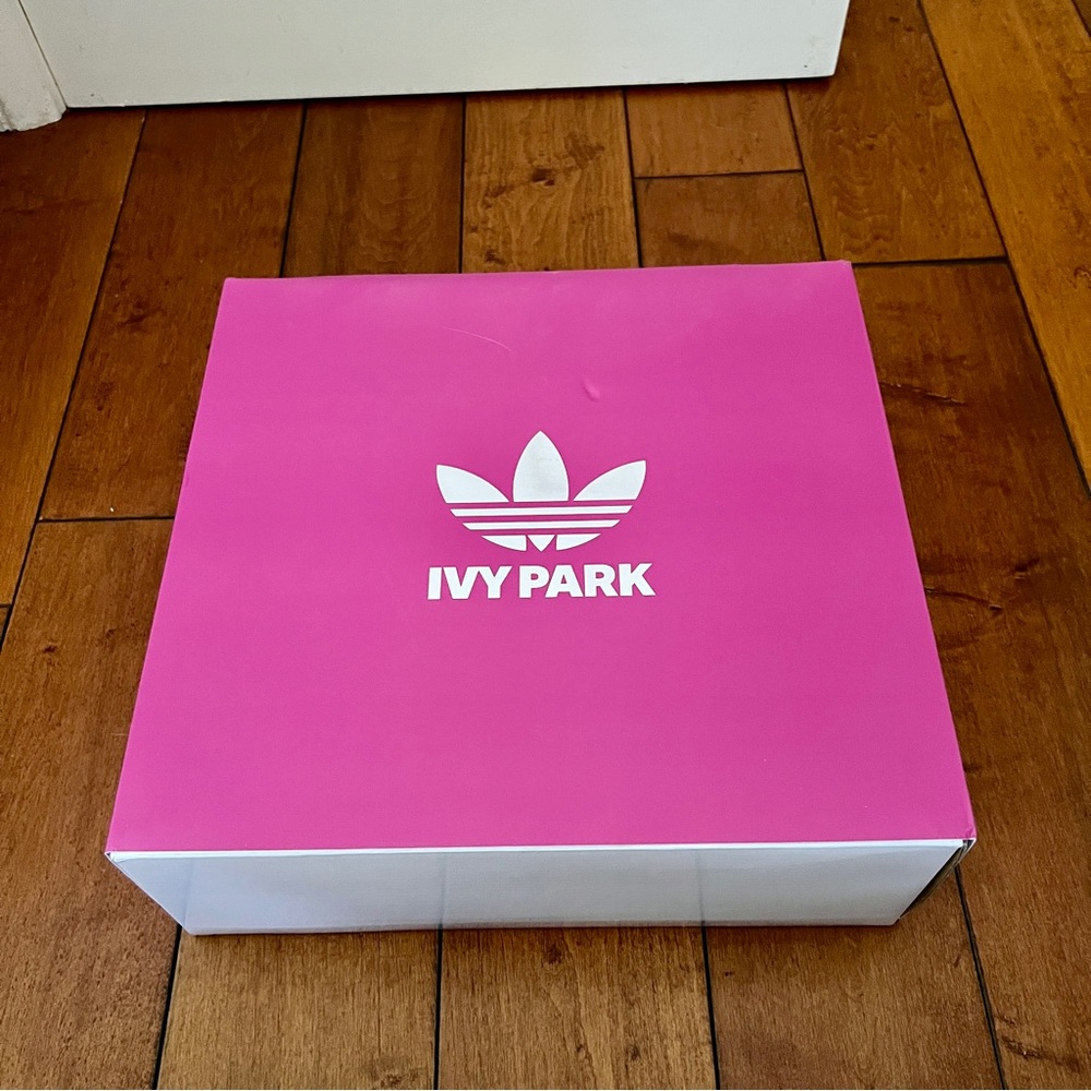 Rare Ivy Park Paradise x adidas pool convertible floatie NIB